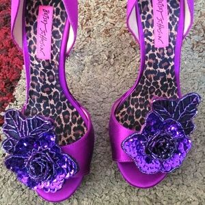 Betsy Johnson Pumps size 7.5 M